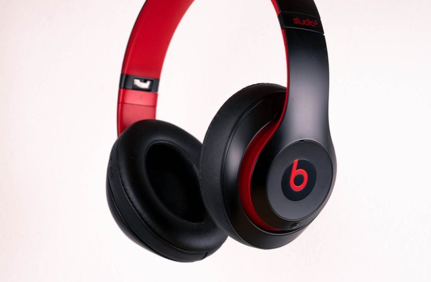 Beats Studio Pro Microphone